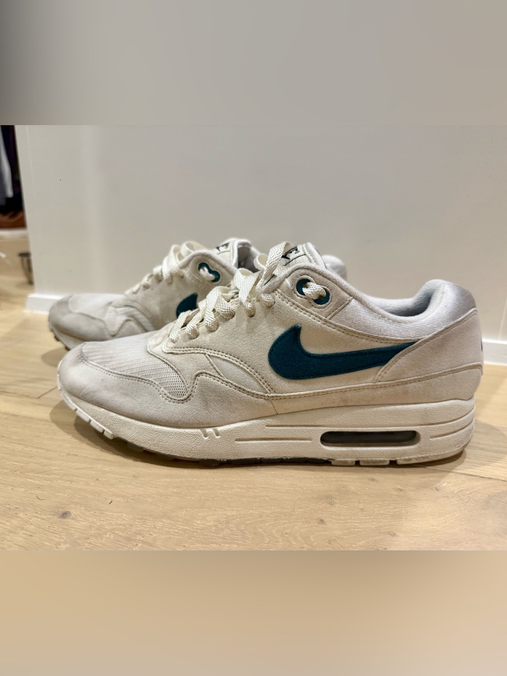 Men’s Nike Air Max 1 by You White and Green